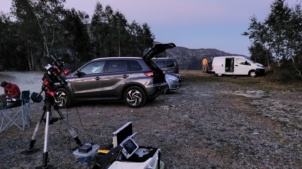 il pre-serata con gli amici del GAEEB, sul colle della forchetta, dopo 5 minuti di strada sterrata