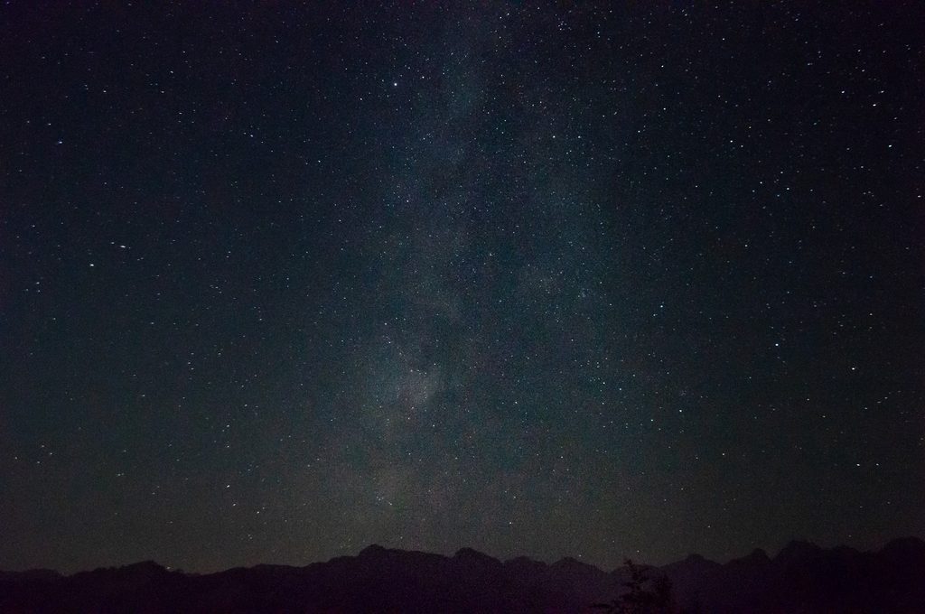 la Via lattea con uno scatto singolo 18-55mm della NIKON D3200